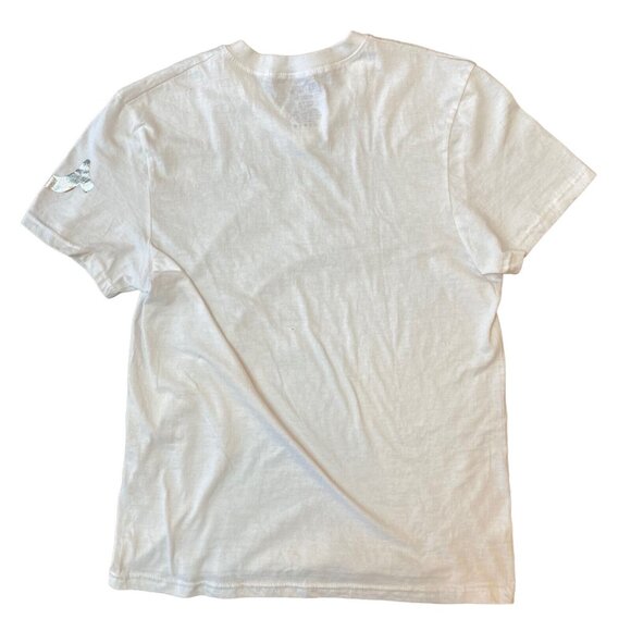 TRUE RELIGION T-shirt Short Sleeve V-neck Sz Med White Silver Logo NWOT - Picture 4 of 5